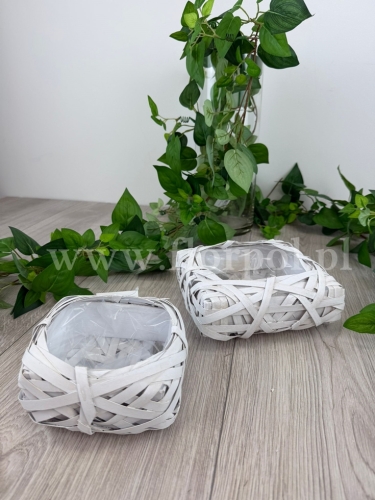 osłonka kwadrat - drewniane paseczki - mniejsza 1szt biały (HS240010)  PN2332026A