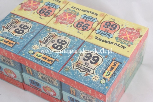 kwadratowe pudełeczko z nadrukiem Route 66 12szt mix (9P4783)