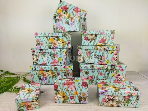 box florystyczno-prezentowy prostokąt 10szt kwiaty mix j.turkus (24P188)